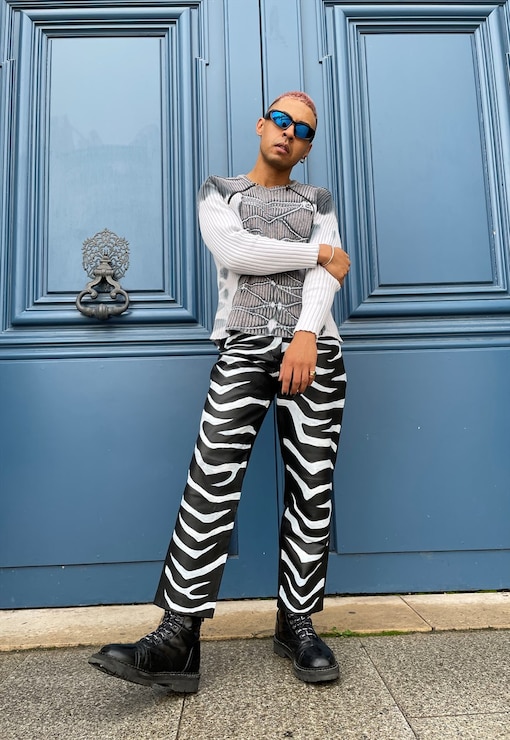 garment image