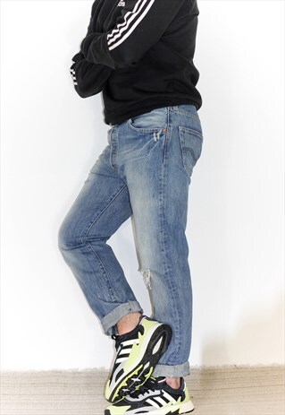VINTAGE 90'S LEVI'S STRAIGHT LEG 501 BLUE JEANS