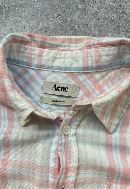 garment image