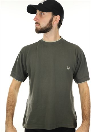 VINTAGE FRED PERRY SMALL LOGO T SHIRT TEE