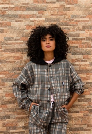 SWEATSHIRT IN GREY TARTAN WITH HOODIE AND BUTTONS