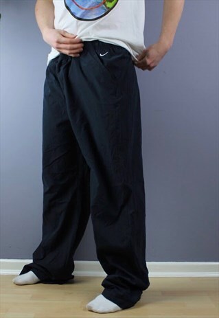 VINTAGE NIKE JOGGERS IN NAVY WITH EMBROIDERED LOGO