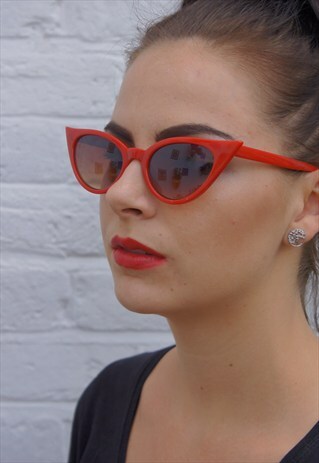 RED CATS EYE SUNGLASSES