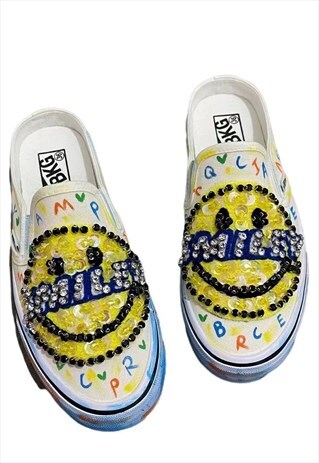 Customized diamonds trainers smile slippers in white
