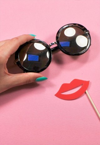 90S CLEAR GREY SUNGLASSES, FESTIVAL WEAR VINTAGE ACCESSORIES