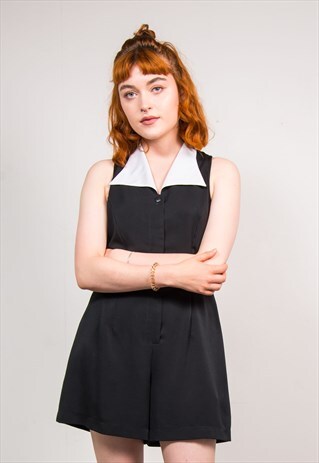 90'S VINTAGE BLACK POINTY COLLAR PLAYSUIT