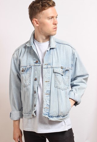 VINTAGE DENIM JACKET