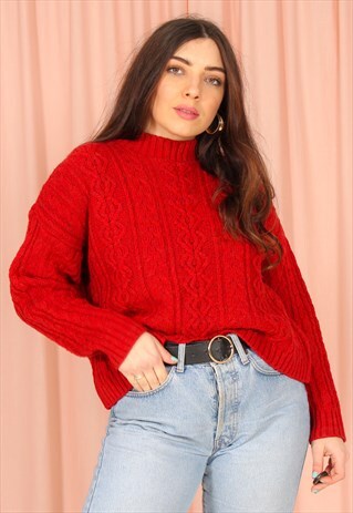 VINTAGE 80S CABLE KNIT JUMPER IN RED