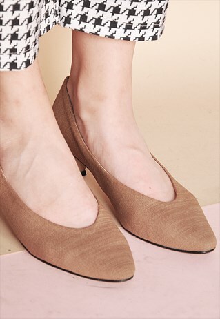 90S CANVAS BLOCK HEEL PUMPS