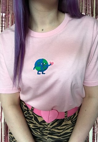 WHAT A LOVELY WORLD EMBROIDERED TSHIRT PINK
