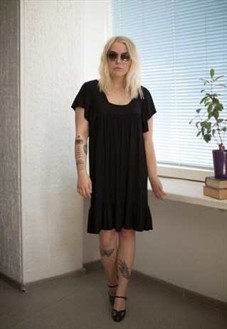 VINTAGE 90'S MINI BLACK SHORT SLEEVED DRESS