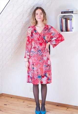 BRIGHT RED COLORFUL VINTAGE WRAP DRESS