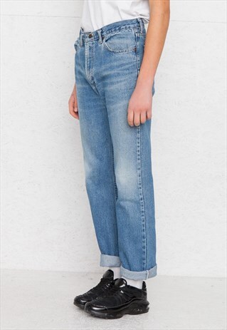 VINTAGE BLUE LEVI'S DENIM JEANS