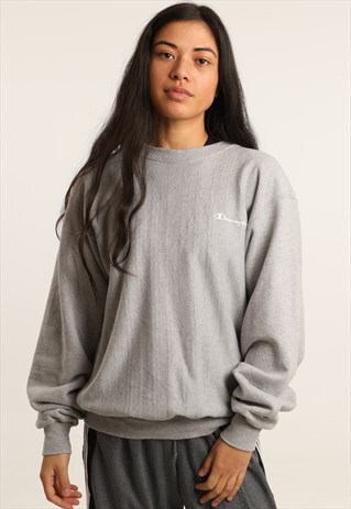 VINTAGE CHAMPION PRINT SPELL OUT SWEATSHIRT