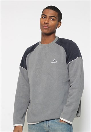 VINTAGE ADIDAS SWEATSHIRT