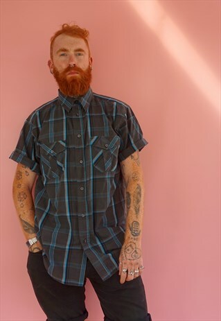 VINTAGE 1990S GREY SHORT SLEEVED SHIRT