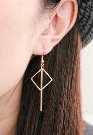 SQUARE DROP EARRINGS - GOLD