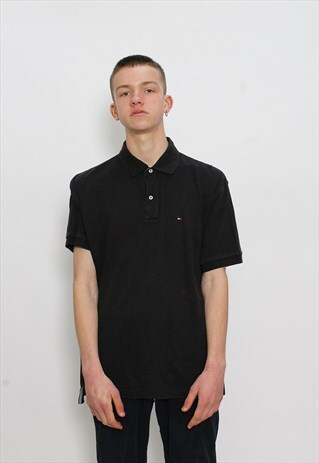 VINTAGE TOMMY HILFIGER BLACK POLO SHIRT