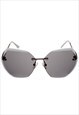 OVERSIZED BUTTERFLY WITH GUNMETAL FRAME AND GREY LENS