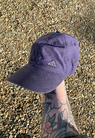 VINTAGE 90S ADIDAS EMBROIDERED BASEBALL HAT CAP