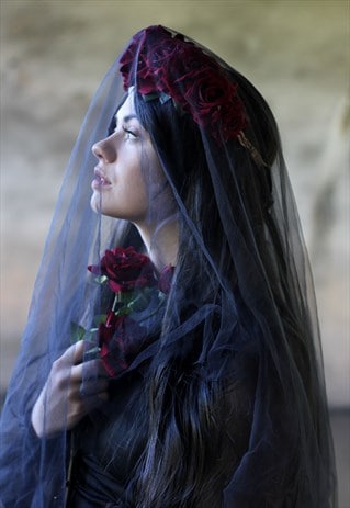 HALLOWEEN EDIT: ROUGE PONY FLOWER CROWN