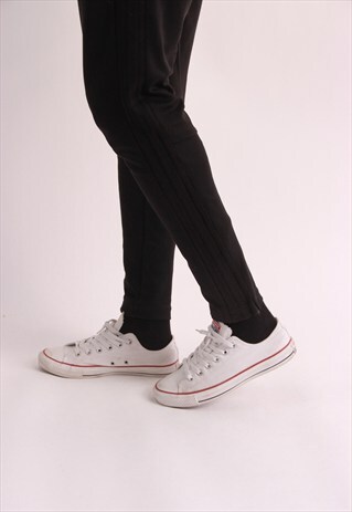 VINTAGE CONVERSE TRAINERS