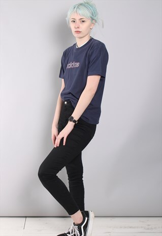 VINTAGE ADIDAS T-SHIRT