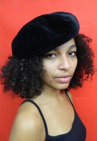 BLACK VELVET BERET