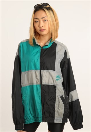 VINTAGE NIKE LIGHTWEIGHT FESTIVAL JACKET