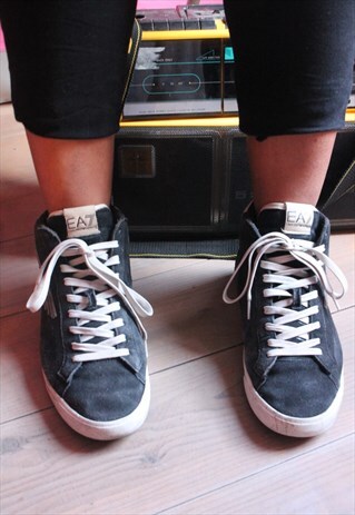 VINTAGE ARMANI BLAZER SNEAKERS