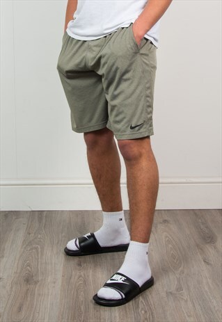 NIKE BASKETBALL SHORTS