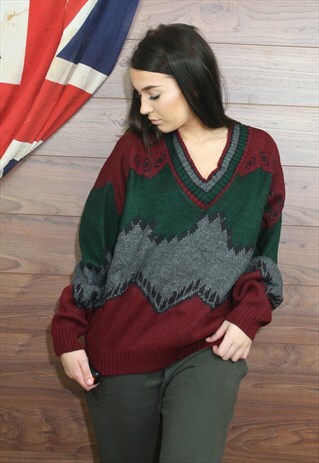 VINTAGE OVERSIZED ICELANDIC,PATTEREND,COSY KNIT JUMPER, L