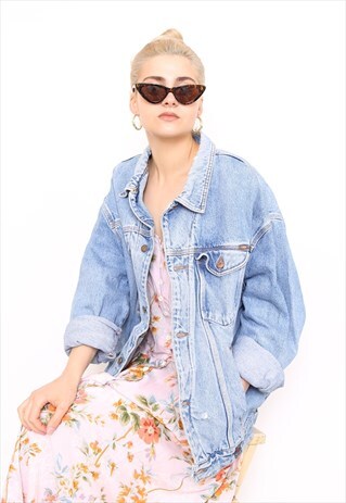 VINTAGE 90S LIGHT BLUE DENIM JACKET