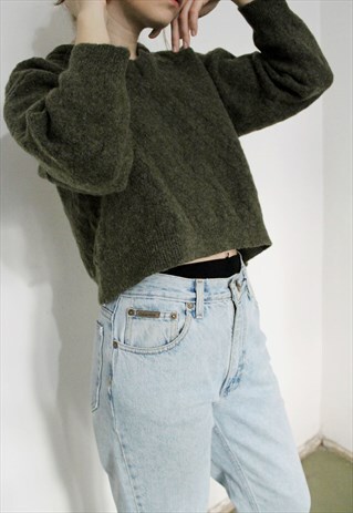 SHORT WOOL GREEN SWEATER