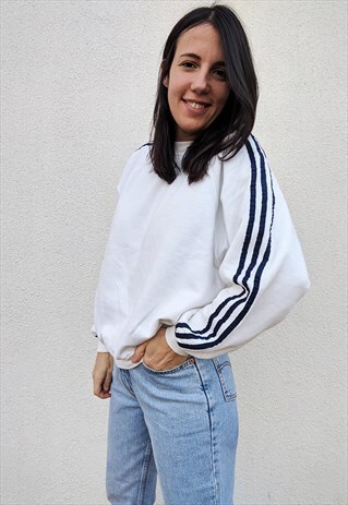 VINTAGE SWEATSHIRT