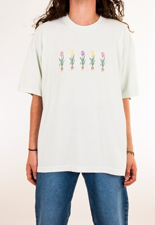 FLORAL EMBROIDERY T-SHIRT
