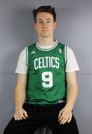 VINTAGE ADIDAS NBA CELTICS JERSEY IN GREEN WITH PRINTED LOGO