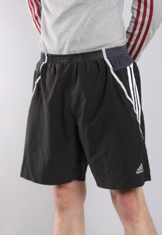 VINTAGE ADIDAS SHORTS