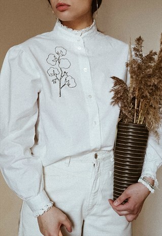 HAND EMBROIDERED WHITE LACE SHIRT WITH PUFF SLEEVES