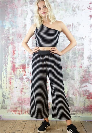 TROUSERS & TOP CO-ORDINATES IN BLACK AND WHITE STRIPE