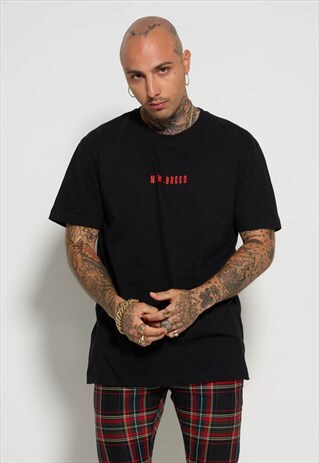 BLACK RED GOTHIC N LOGO T-SHIRT
