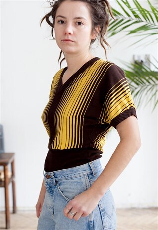 BATWING SLEEVE VINTAGE CROPPED SWEATER