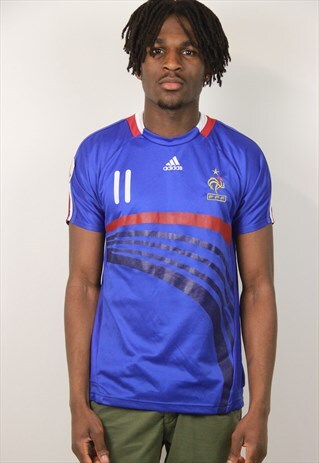 VINTAGE ADIDAS SPORTS JERSEY