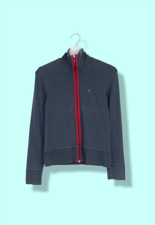 garment image