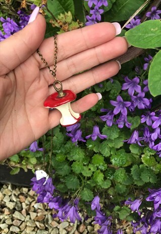 90'S ADAM & EVE APPLE PENDANT