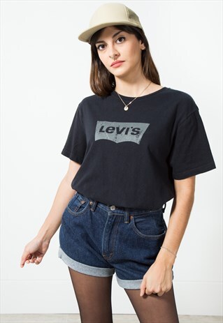VINTAGE LEVI'S SPORT T-SHIRT / S5411