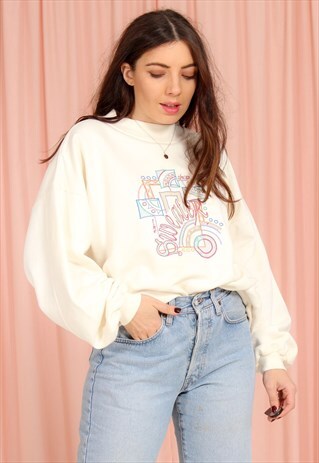 VINTAGE 90S OVERSIZED SWEATSHIRT IN CREAM