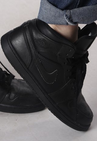 JORDON AIR HI TOPS TRAINERS UK 9.5, US 10.5 (F1D)