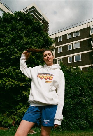 HOODIE IN WHITE WITH DREAM SPORTS PRINT DESIGN