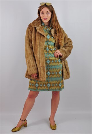 VINTAGE CARAMEL FAUX FUR JACKET